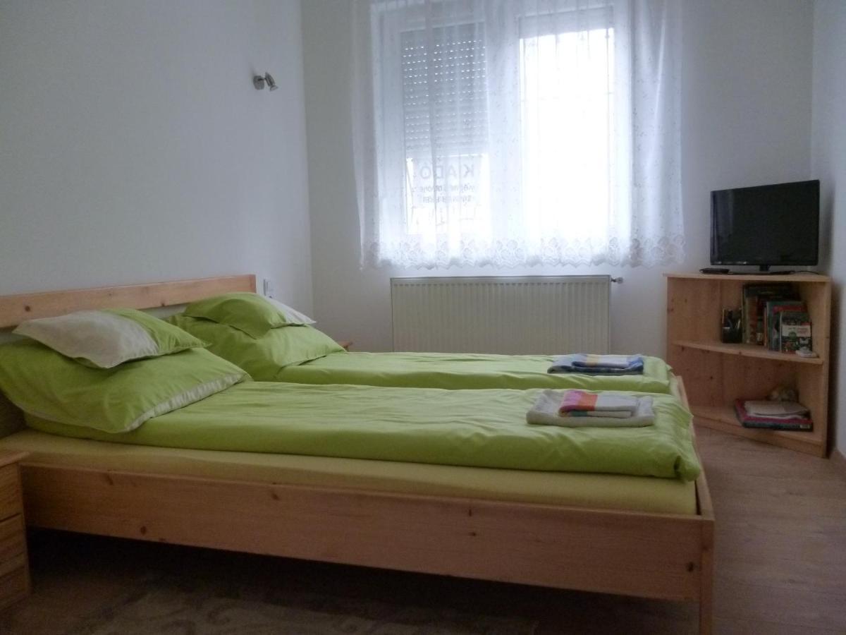 Keresztmama Haza Apartment Hajduszoboszlo Bagian luar foto