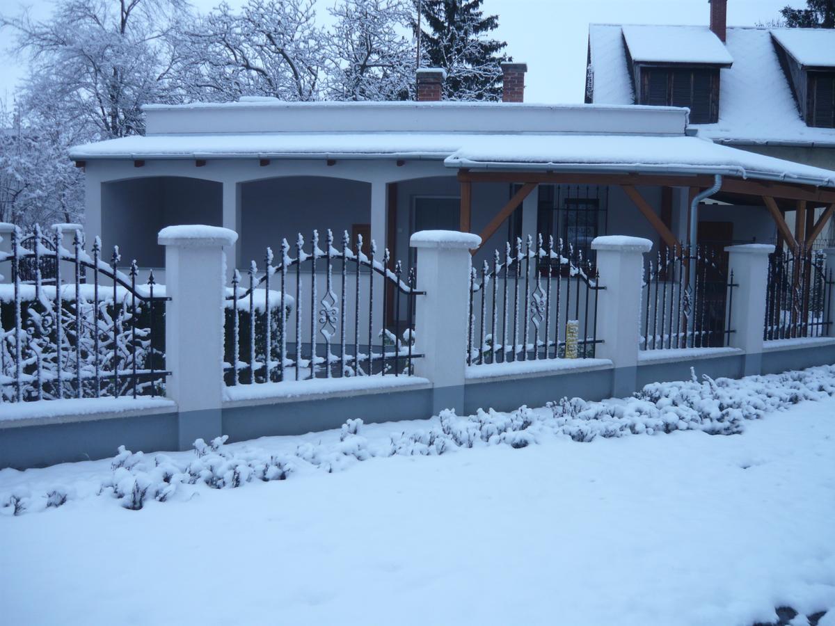 Keresztmama Haza Apartment Hajduszoboszlo Bagian luar foto